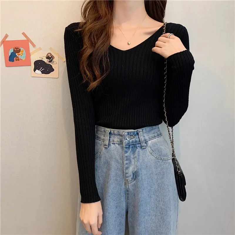 2026 Korean Autumn Winter V Neck Sweater Fashion Casual Long Sleeve Knitted Sweaters Solid Color Slim Pullovers Women Clothes