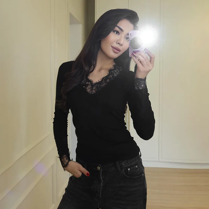Women's V-neck Lace Splicing Top European American Style Casual Wear Autumn New Waist Exposed Fashionable Umbilical
