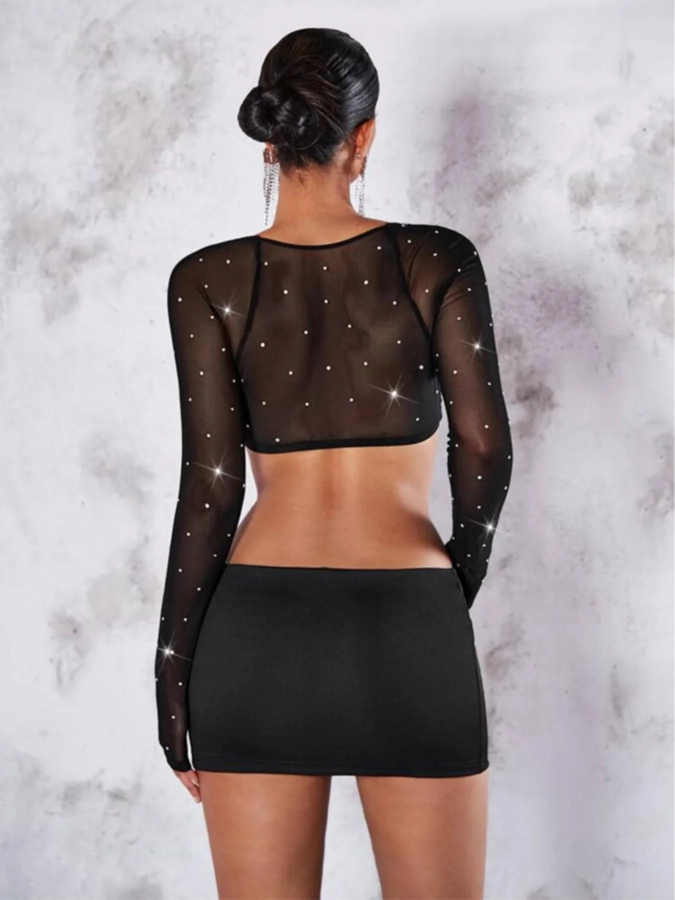 Women Black Solid Color Low Waist Mini Skirt Casual Slim Fit Bodycon Micro Skirt For Daily Wear Streetwear & Nightclub Style