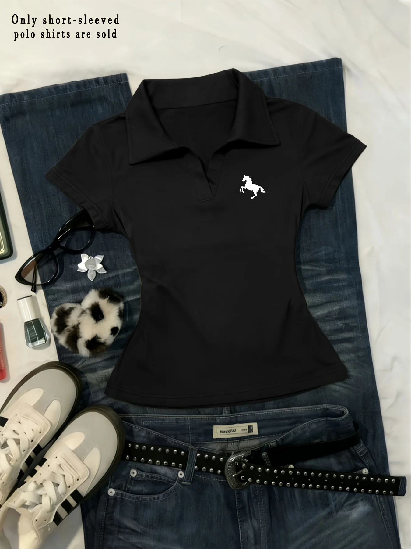 Women's Short-Sleeve Top T-Shirt with Horse Emblem Print