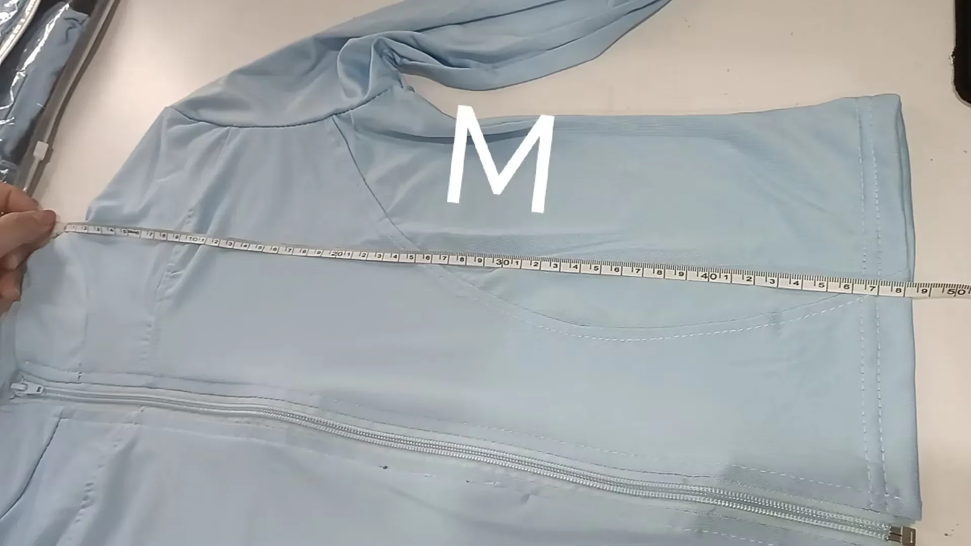Women's Fitness Jacket Slim Fit Long‑Sleeve Yoga Top Zipper Closure Sport Coat Stretchy Quick‑Dry Running Workout Outerwear