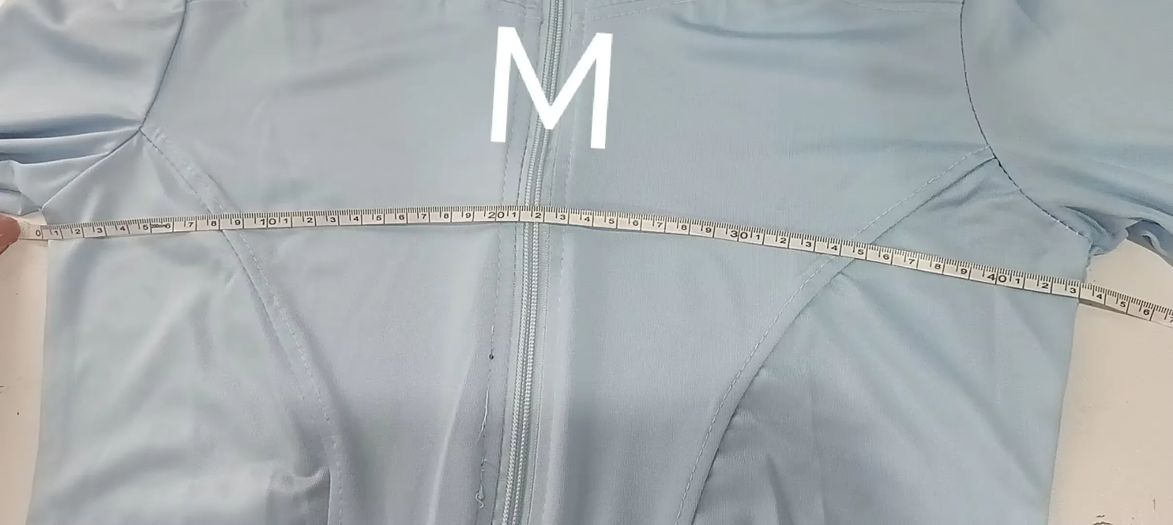 Women's Fitness Jacket Slim Fit Long‑Sleeve Yoga Top Zipper Closure Sport Coat Stretchy Quick‑Dry Running Workout Outerwear