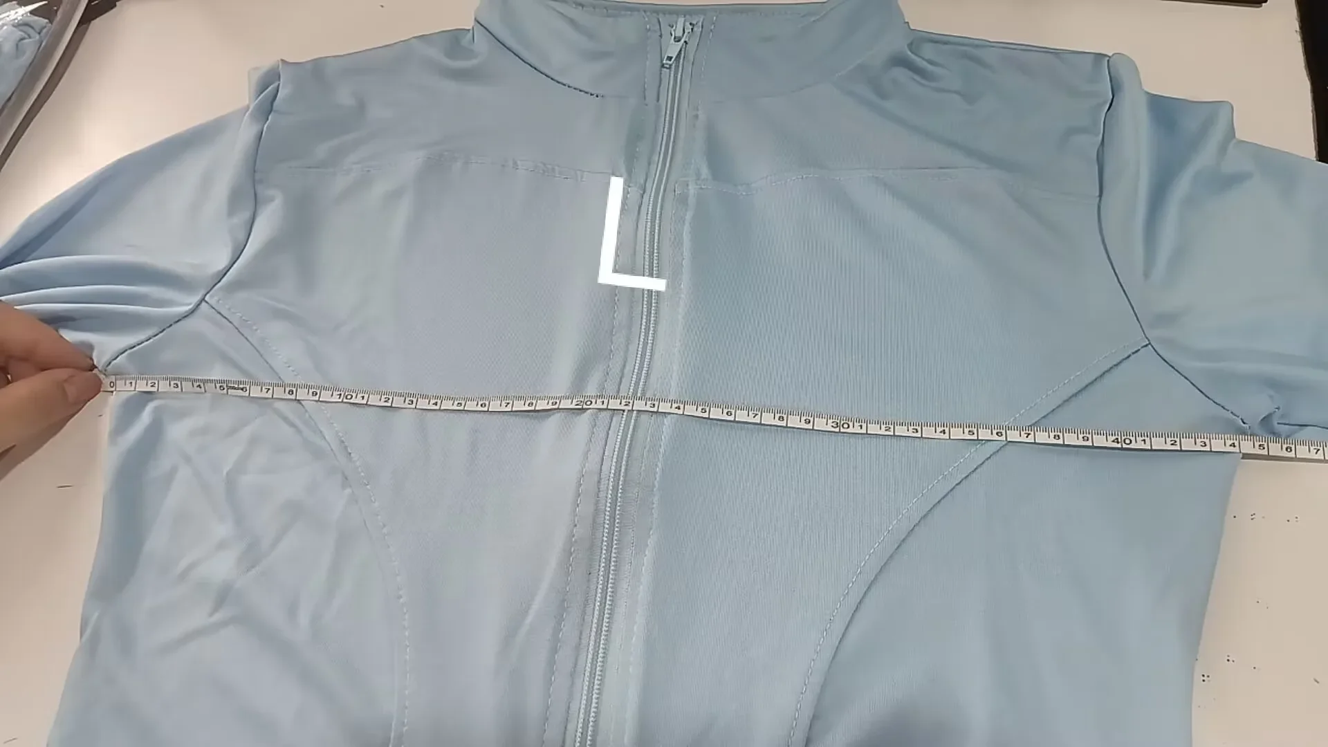 Women's Fitness Jacket Slim Fit Long‑Sleeve Yoga Top Zipper Closure Sport Coat Stretchy Quick‑Dry Running Workout Outerwear