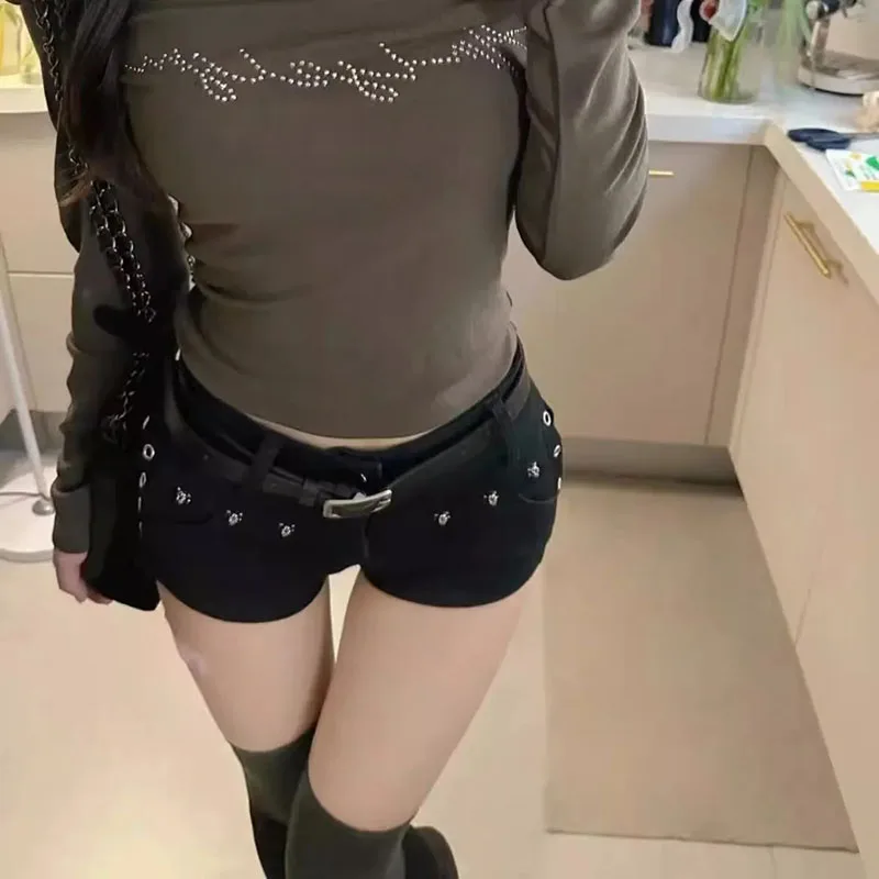 Black Sexy Low Waist Y2K Jean Shorts Woman Punk Gothic Popular Denim Super Shorts Female Korean Fashion Slin Fit Hot Short Pants