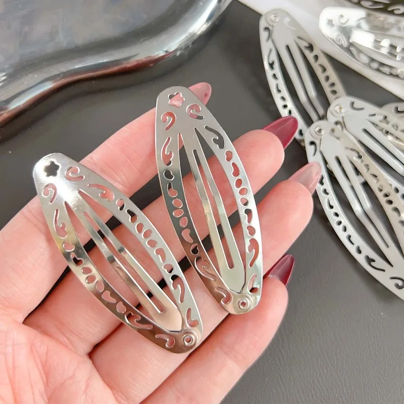 Vintage Hollowed Out Pattern Hair Clips Y2K Geometric Silver Oval Snap Hairclips Punk Metal Side Hairpin Korean Hair Accessories