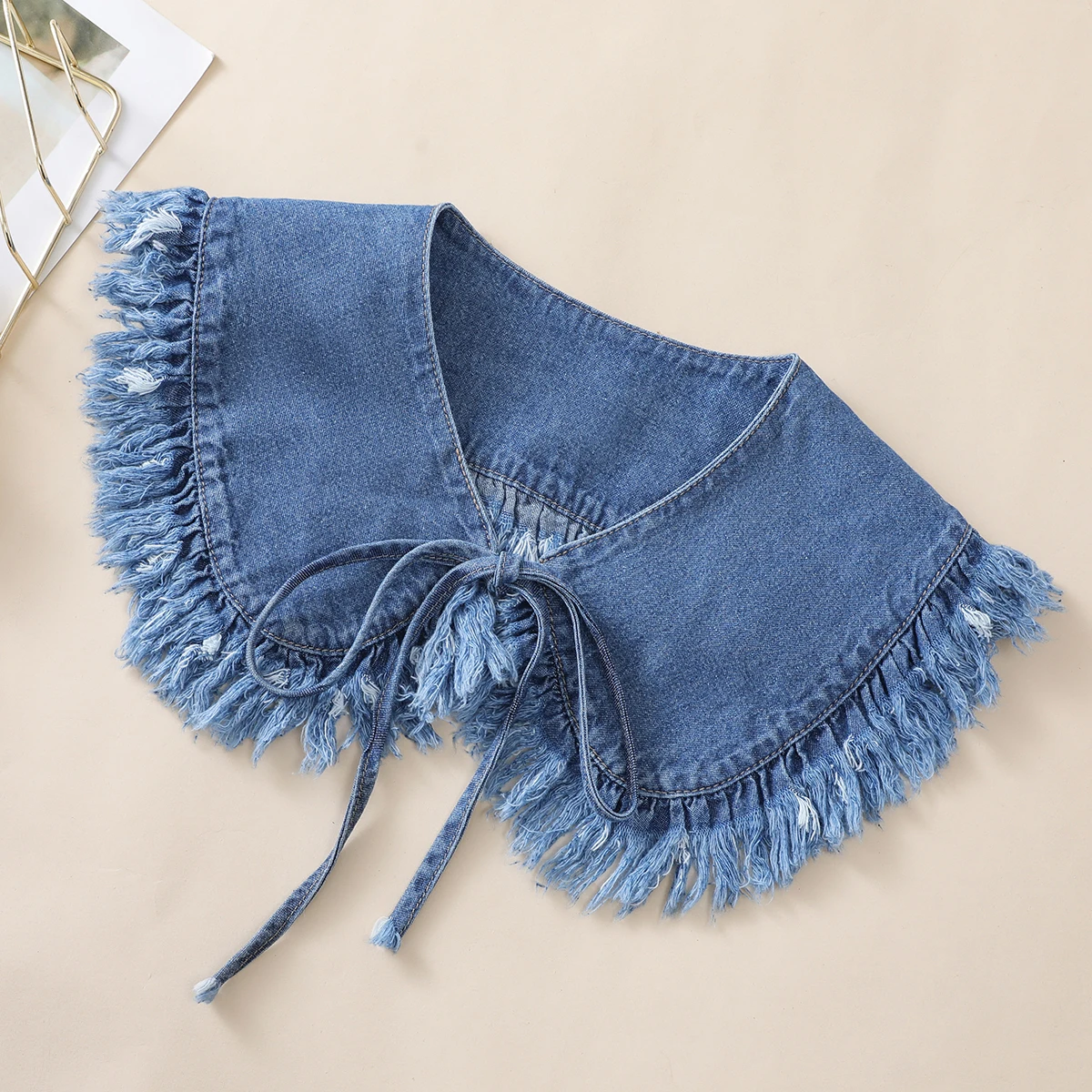 Women's Washed Denim Shawl Collar with Pleated Lace and Fashionable Fake Collar