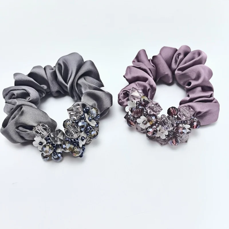 New Arrvial Luxurious Acrylic Flower Scrunchie Hair Tie Satin Crystal Ponytail Holder Fashionable Women Hair Accessories