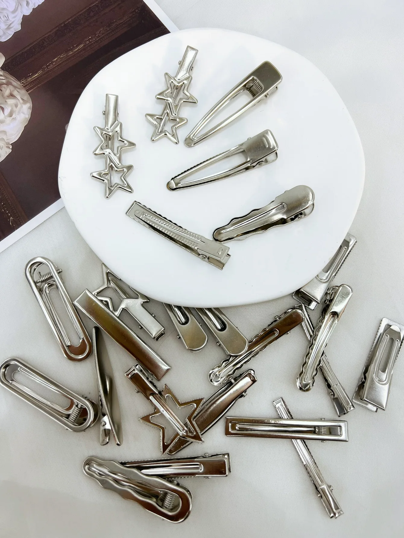 Silver Metal Hairpins for Women Girls Star Hair Clip Multiple Styles Seamless Duckbill Clip Girls Hair Accessoires