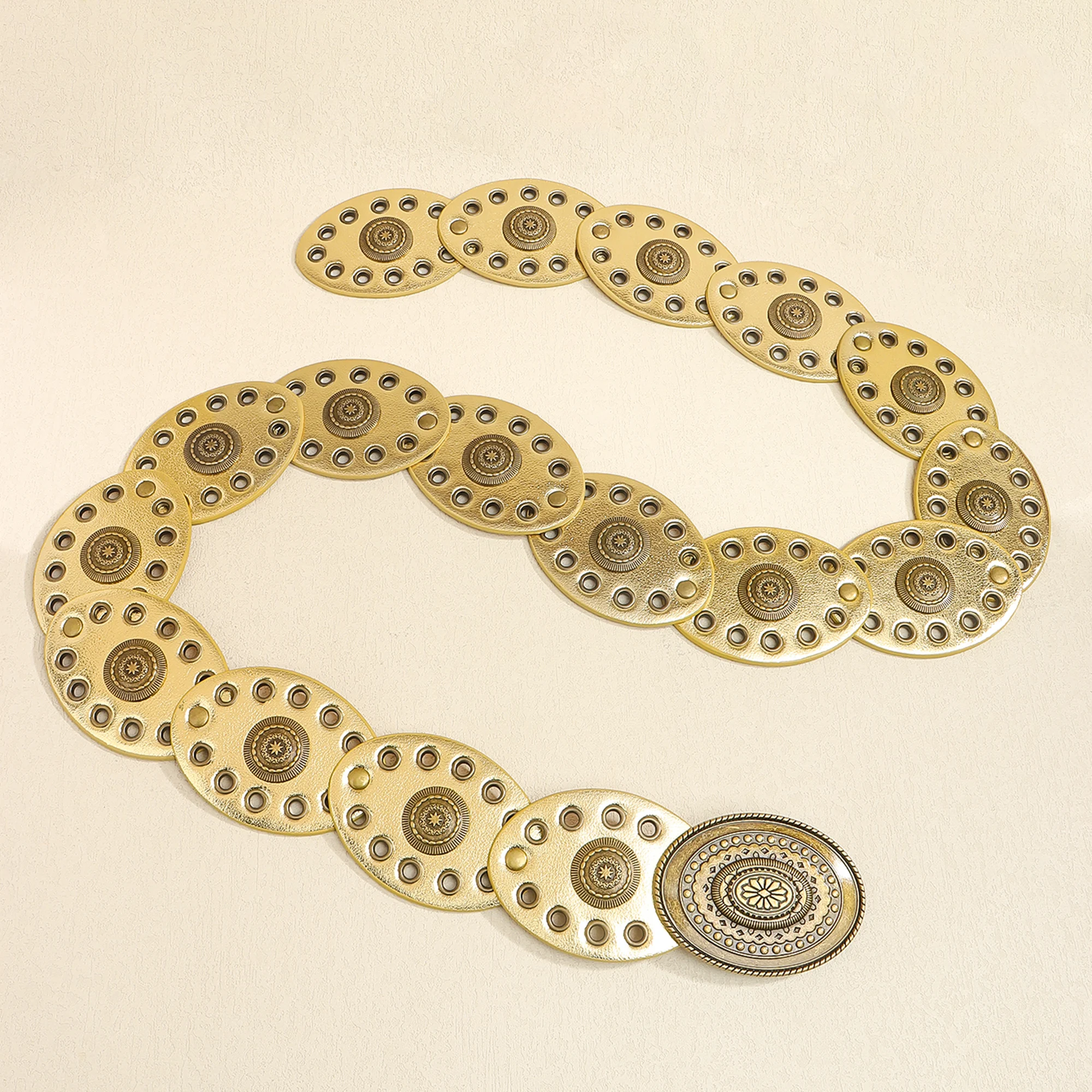 The new Bohemian casual small disc fashion high sense belt for women embellished with skirt pants belt