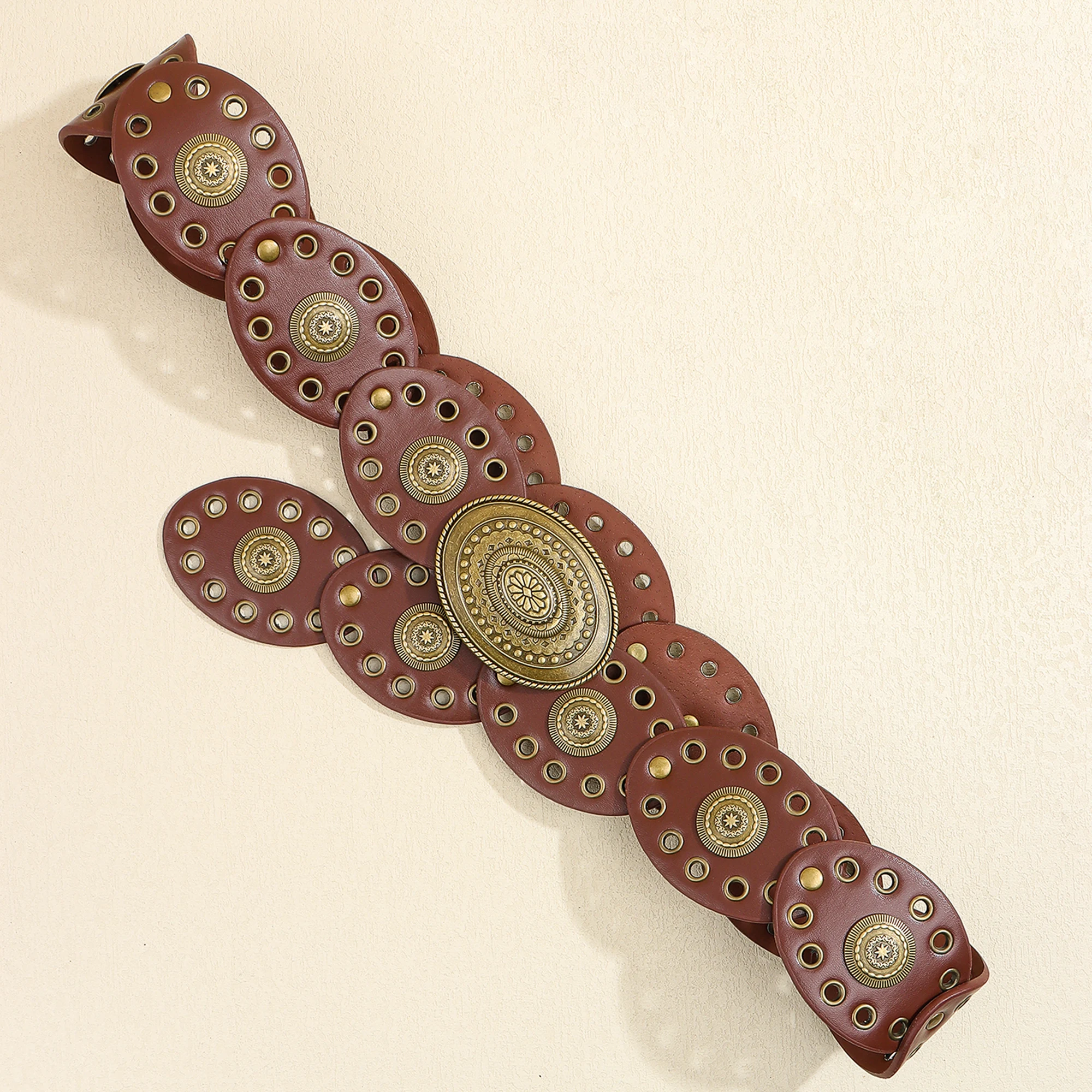 The new Bohemian casual small disc fashion high sense belt for women embellished with skirt pants belt