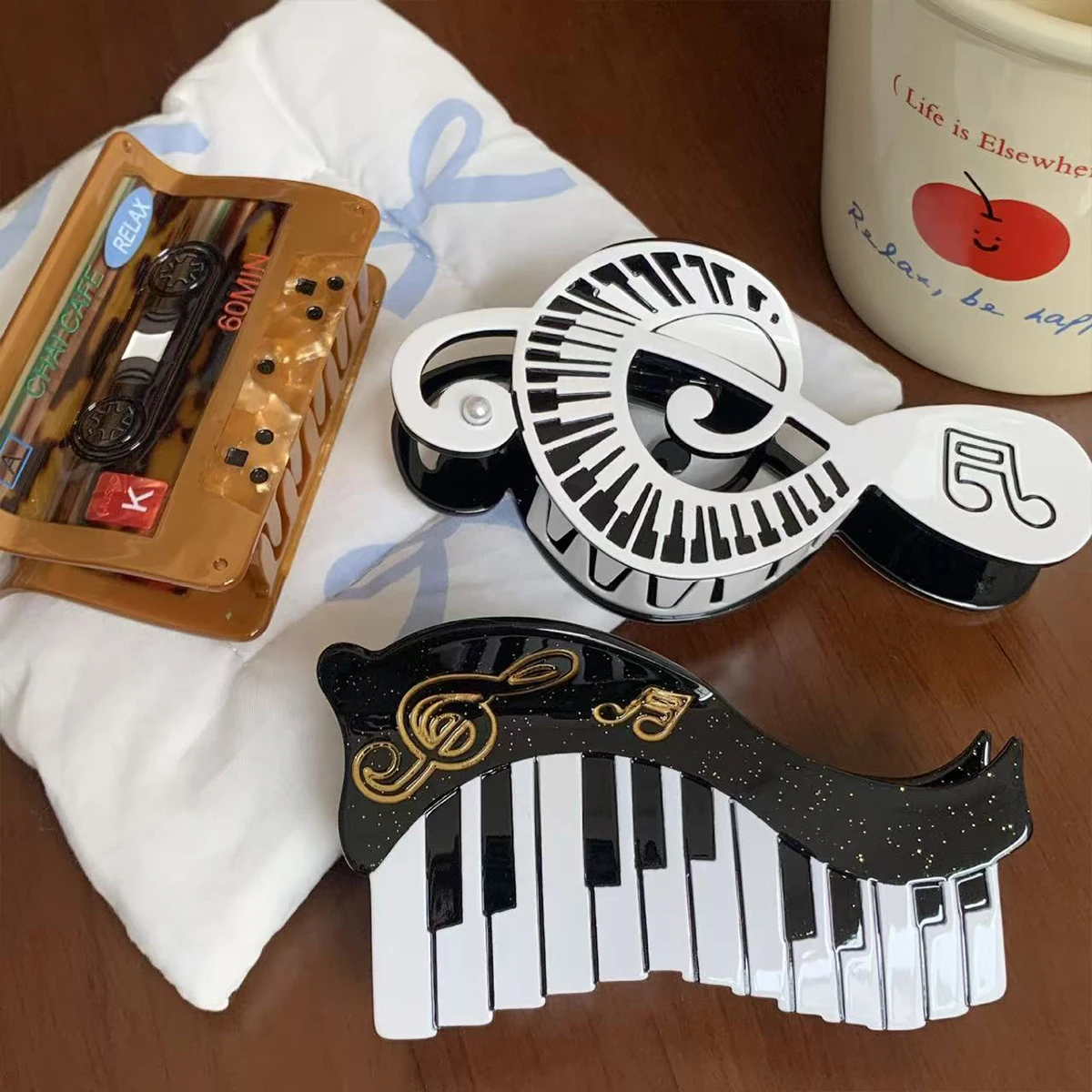 1pc French Literary Female Musical Instrument Grab Clip, Cello Guitar Piano Acetate Splicing Grab Clip, Creative Hair Accessory