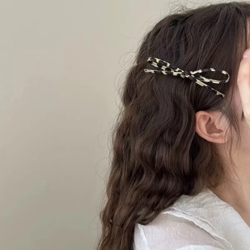 Fashion Pu Leather Bow Bangs Hair Clip For Women