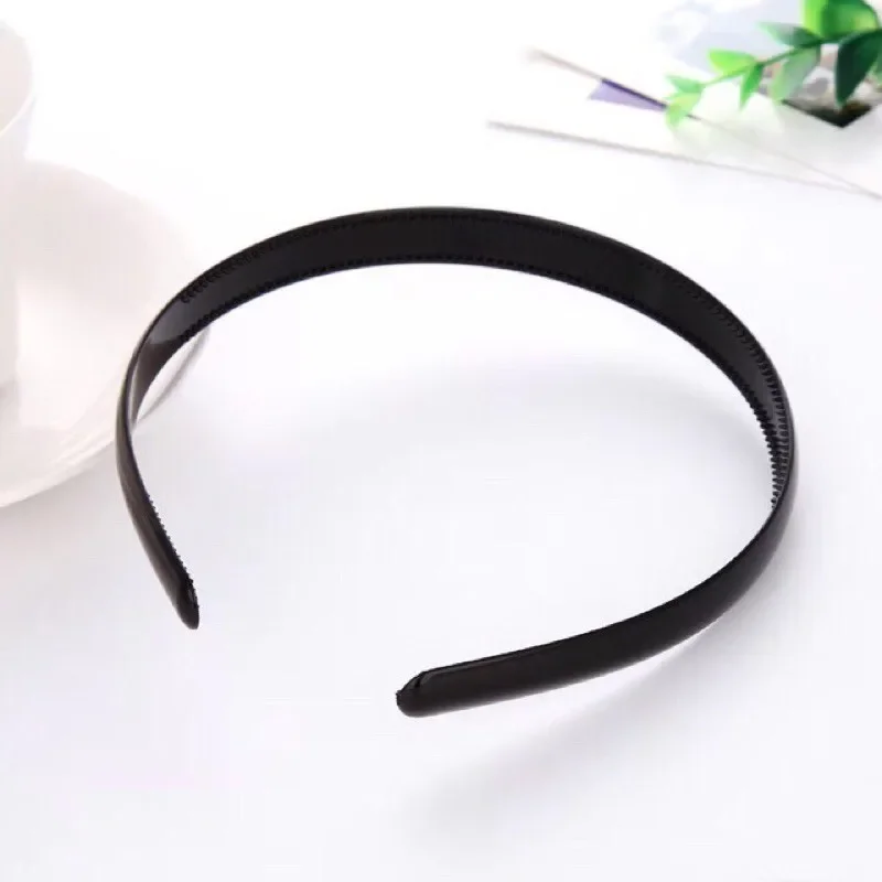 2025 Simple Women Headbands Fashion Head Band for Girls Solid Black Color Casual Hair Accessories Plastic Headbans Wholesale