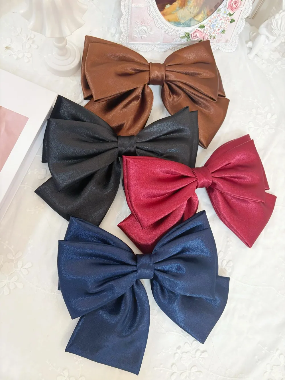 2026 Fashionable Stereo Hair Bow Hair Clip for Female Girls Three Layers of Satin Oversized Barrette Bow Hair Accessories