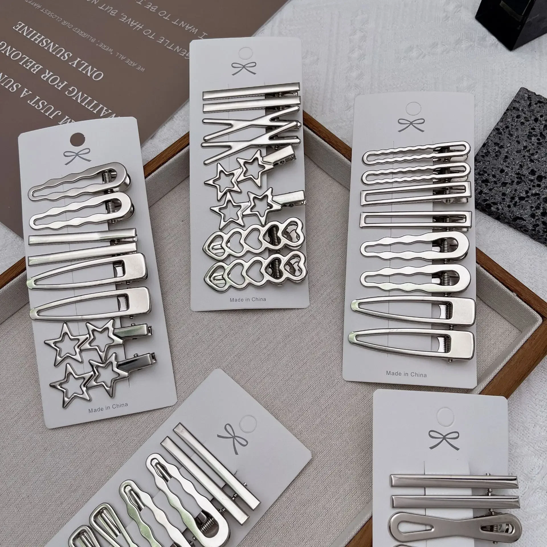 8Pcs Y2K Metal Hair Clips for Women Exquisite Duckbill Clip Girls Hairpins Side Bangs Barrettes Hairclip Girls Hair Styling Tool