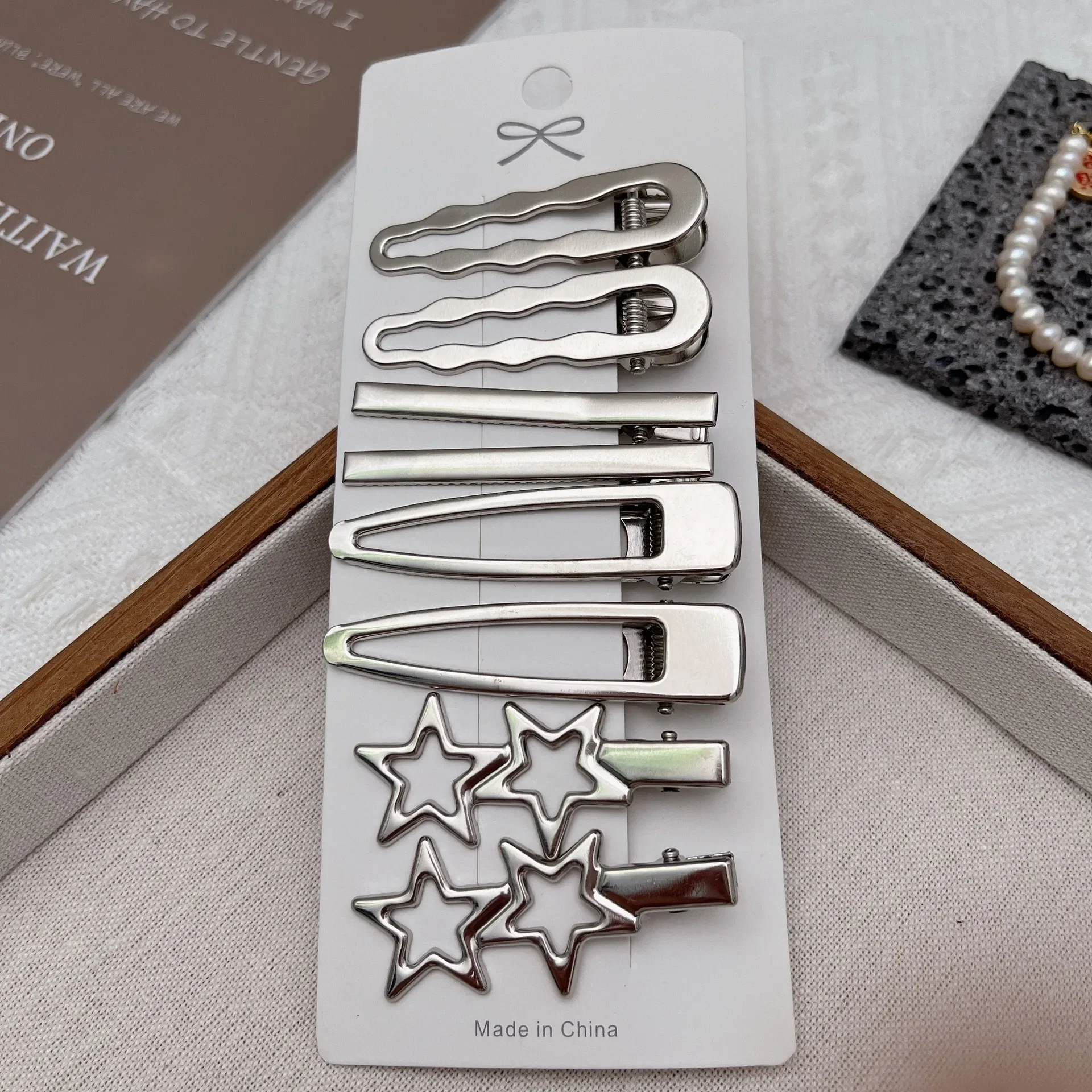 8Pcs Y2K Metal Hair Clips for Women Exquisite Duckbill Clip Girls Hairpins Side Bangs Barrettes Hairclip Girls Hair Styling Tool