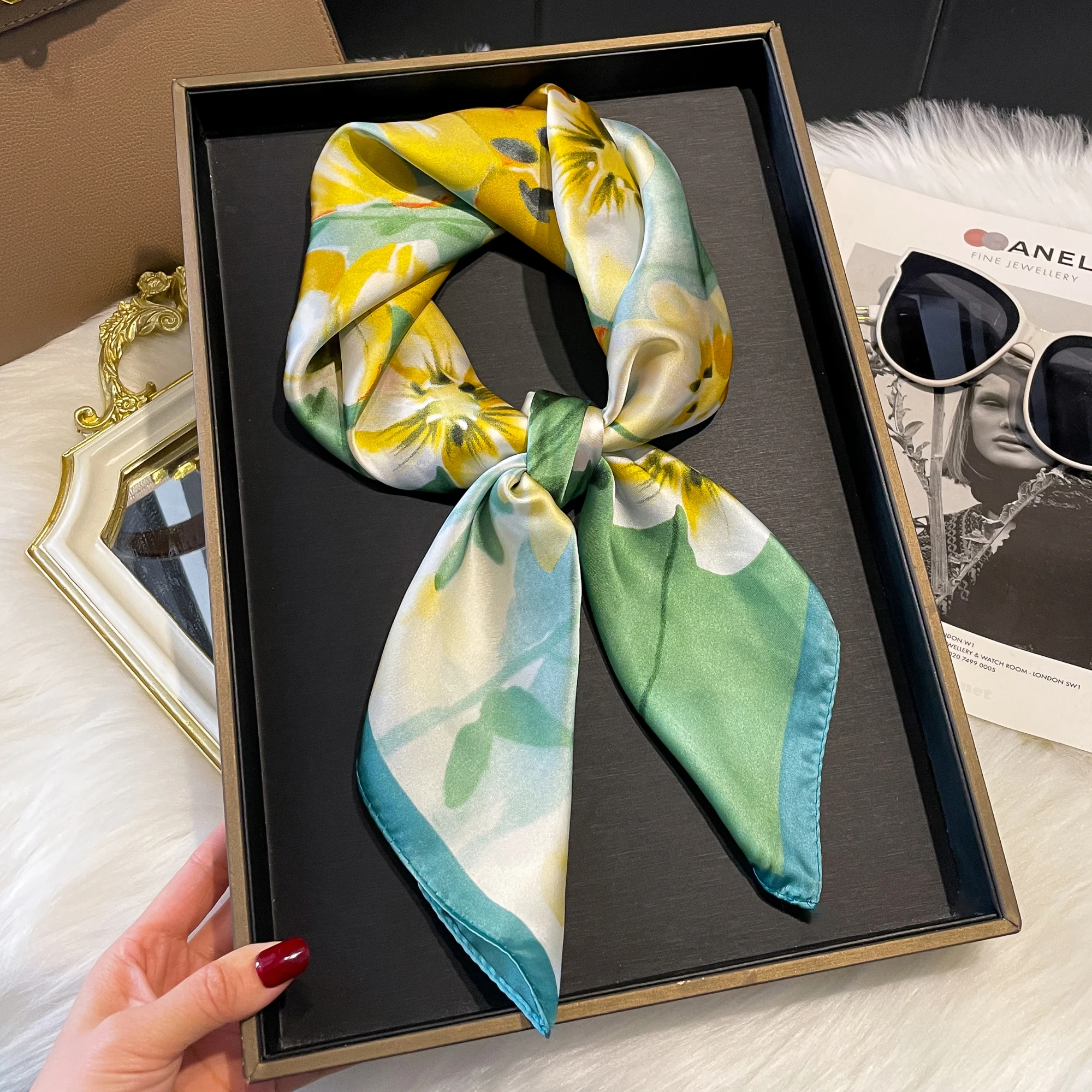 NEW Flower Silk Square Scarf Women Satin Shawl Wrap Hijab Female Hair Band Wrist Luxury Headkerchief 70*70cm Echarpe Bandana