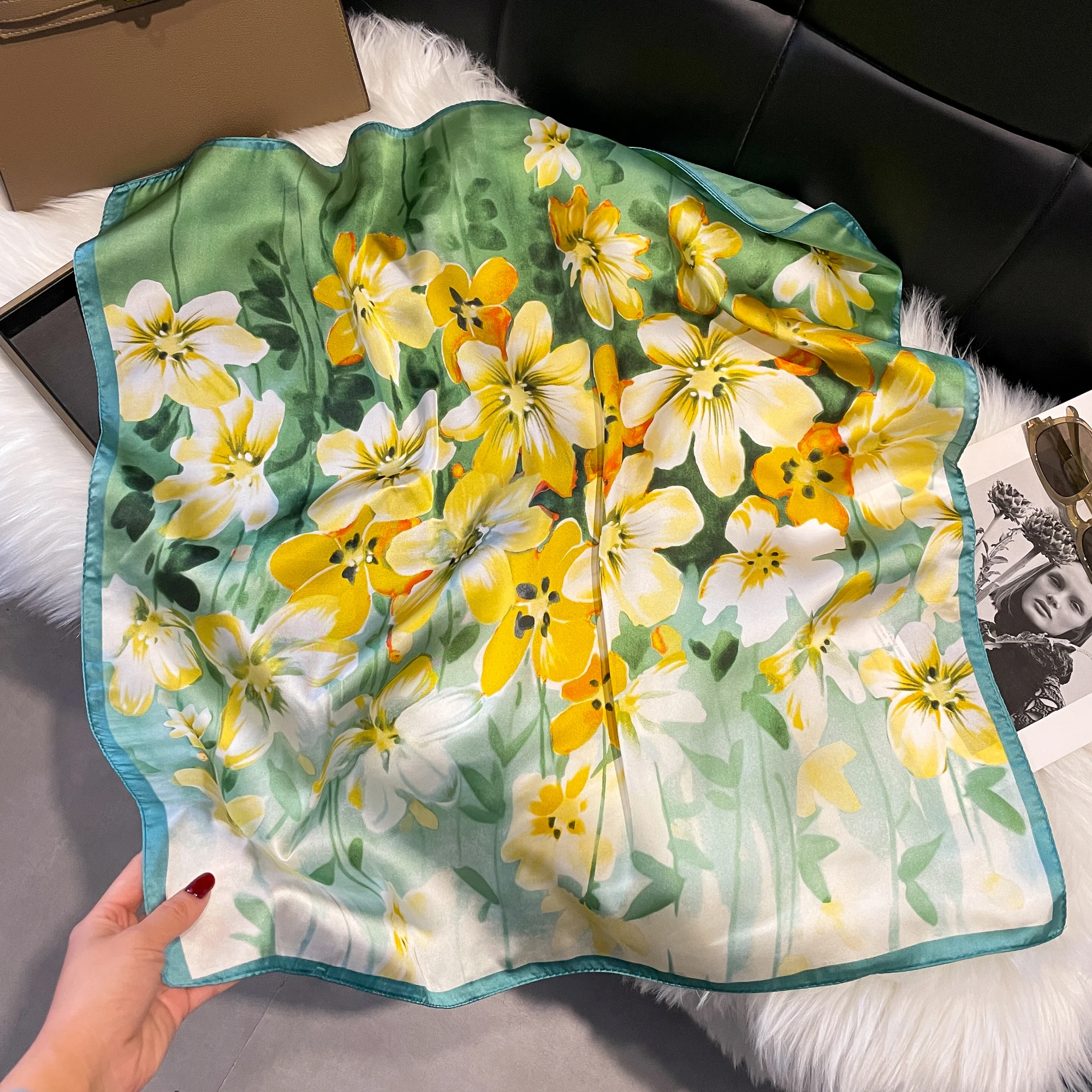 NEW Flower Silk Square Scarf Women Satin Shawl Wrap Hijab Female Hair Band Wrist Luxury Headkerchief 70*70cm Echarpe Bandana