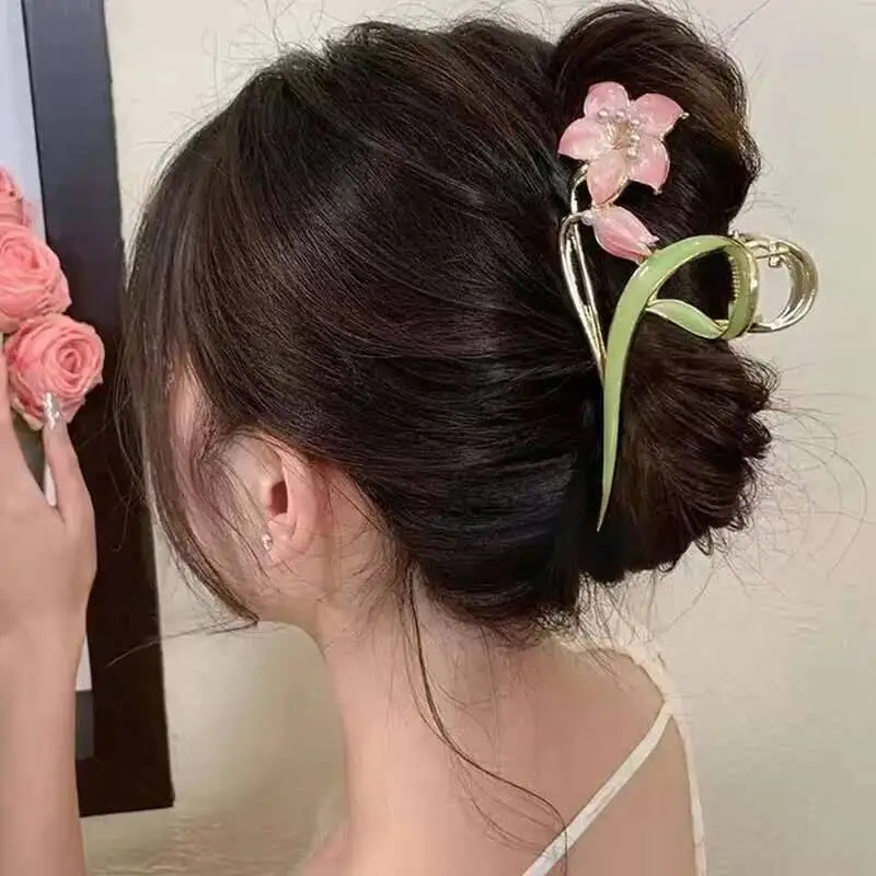 Vintage Pearl Metal Lily Wer Grab Claw Ladies Elegant Ponytail Clip Hairpin Headwear Girls Fashion Hair Accessories