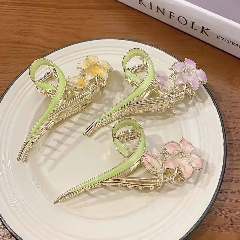 Vintage Pearl Metal Lily Wer Grab Claw Ladies Elegant Ponytail Clip Hairpin Headwear Girls Fashion Hair Accessories