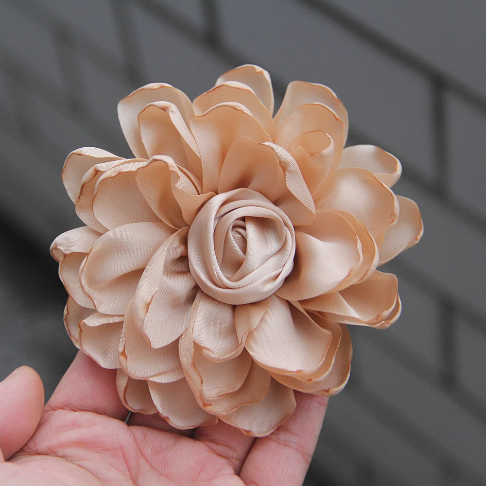 11cm Korean Fabric Rose Flower Brooches for Women Elegant Corsage Scarf Buckle Shirt Collar Pins Fashion Jewelry Wedding Brooch
