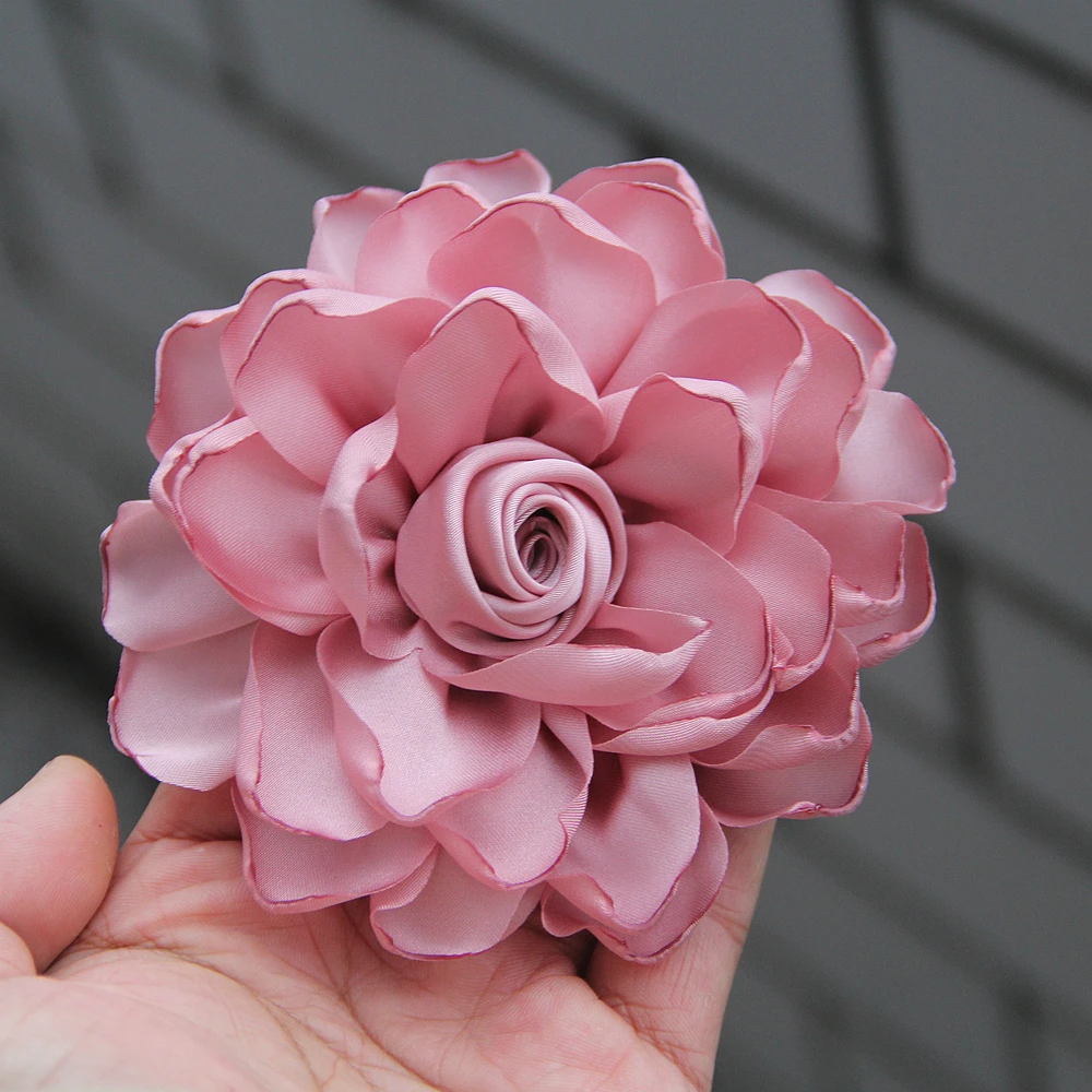 11cm Korean Fabric Rose Flower Brooches for Women Elegant Corsage Scarf Buckle Shirt Collar Pins Fashion Jewelry Wedding Brooch
