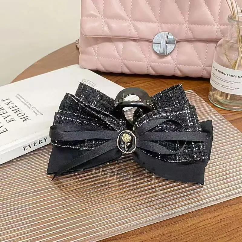 1/2pcs Xiaoxiangfeng Bow Hair Clip for Women, Fashionable and Exquisite, Rose Shaped Hair, Shark Shaped Hair Clip, Hair Catcher