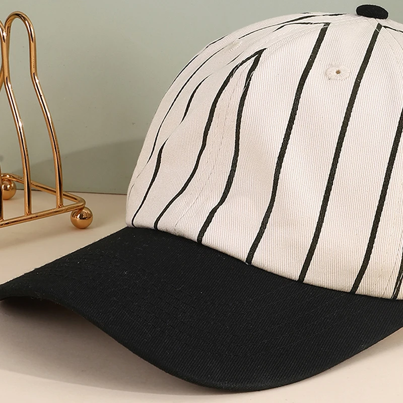 Retro Fashion Striped Color Baseball Cap Suitable for Men and Women Outdoor Play Photo Hat