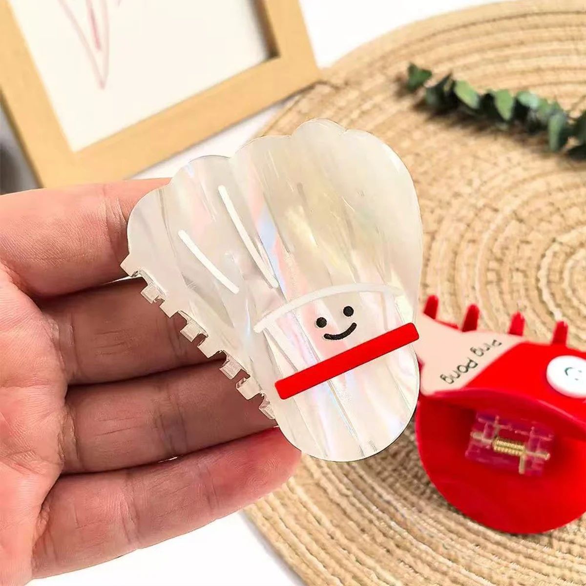 1pc sporty style smiley red table tennis racket colorful badminton grab clip, new shark clip sweet and cute cartoon girl hairpin