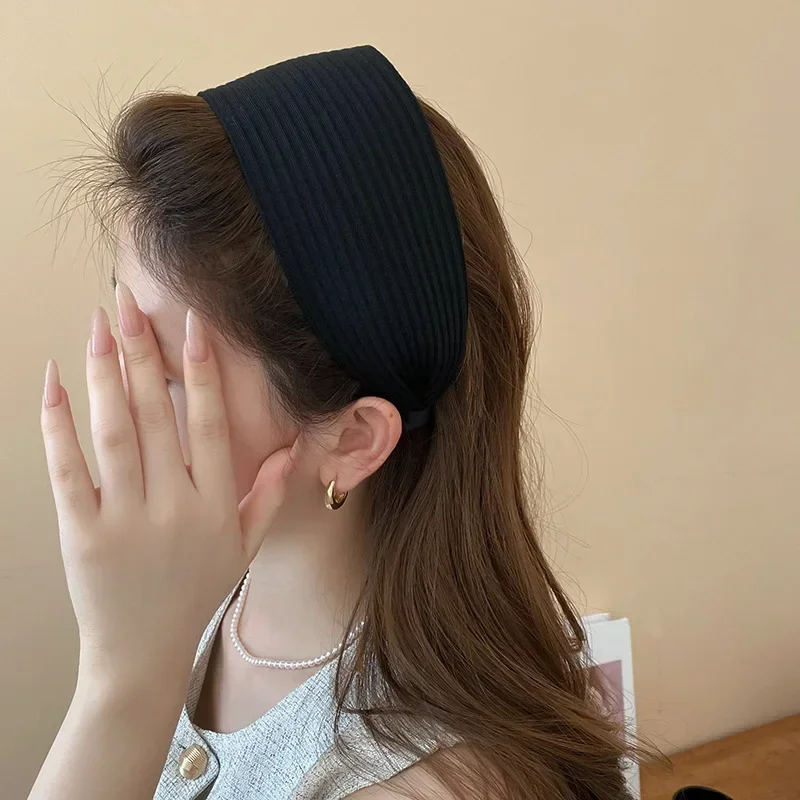 New Vintage Kintting Cloth Headbands for Women Solid Color Wide Stripe Hairband High Skull Top Nonslip Elegant Hair Accessories