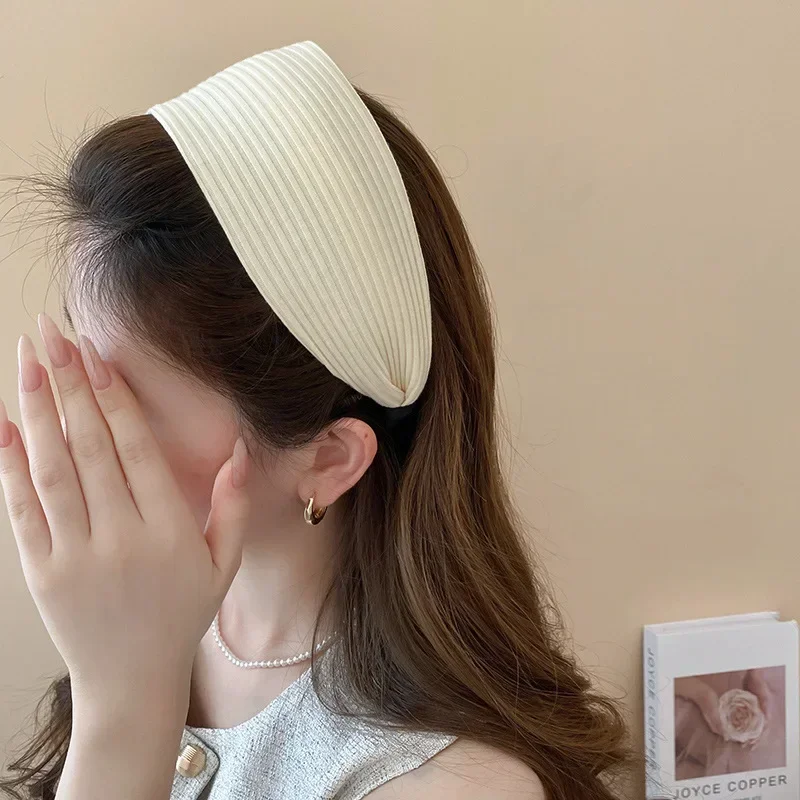 New Vintage Kintting Cloth Headbands for Women Solid Color Wide Stripe Hairband High Skull Top Nonslip Elegant Hair Accessories