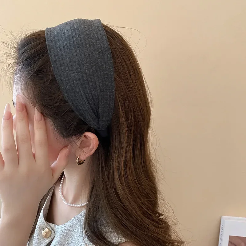 New Vintage Kintting Cloth Headbands for Women Solid Color Wide Stripe Hairband High Skull Top Nonslip Elegant Hair Accessories