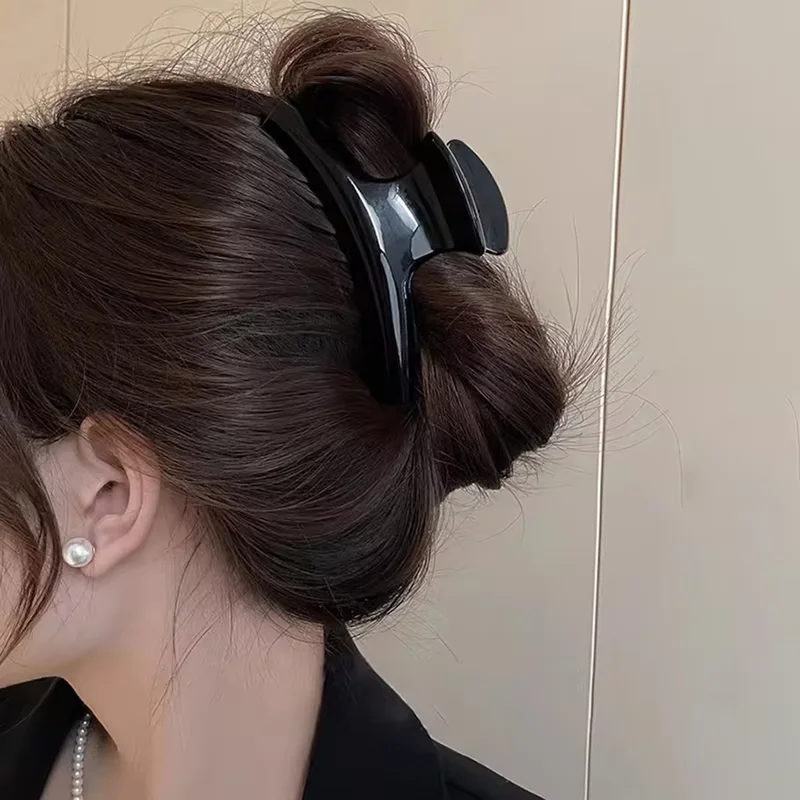 Extra Large Elegant Hair Claw Clip Arc Geometric Shark Clip Hair Clamps Grab Simple Vintage Women Hair Accessories