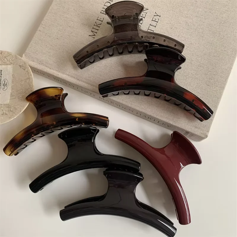 Extra Large Elegant Hair Claw Clip Arc Geometric Shark Clip Hair Clamps Grab Simple Vintage Women Hair Accessories