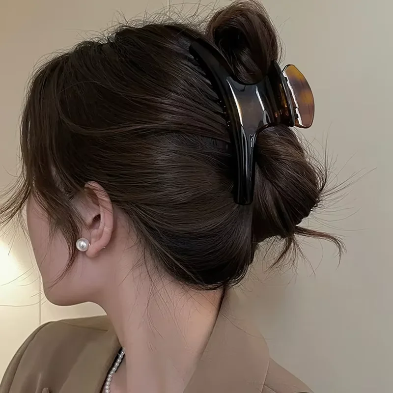 Extra Large Elegant Hair Claw Clip Arc Geometric Shark Clip Hair Clamps Grab Simple Vintage Women Hair Accessories