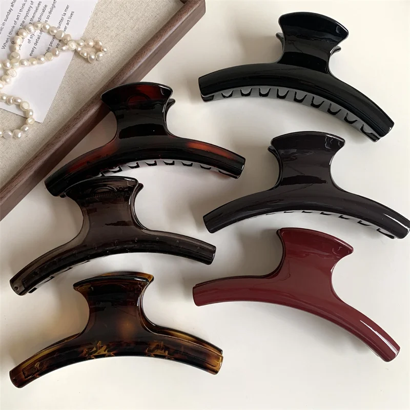 Extra Large Elegant Hair Claw Clip Arc Geometric Shark Clip Hair Clamps Grab Simple Vintage Women Hair Accessories