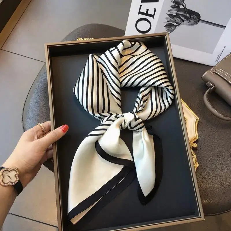 Women Korean Version of Simple Stripes Brocade Forging 70cm Small Square Scarf Scarf Headscarf