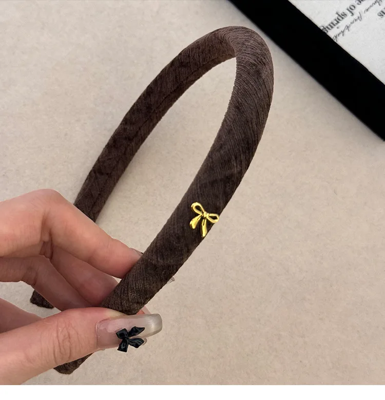 Korean autumn and winter velvet noble narrow version headband simple small bow hair accessories 2025 versatile high cranial top