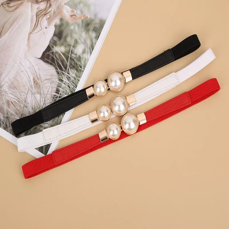 A Slender Waist Belt for the Dress, Which Can Cinch the Waist, Exudes an Elegant and Retro Charm. It Features Pearl Double Buckl