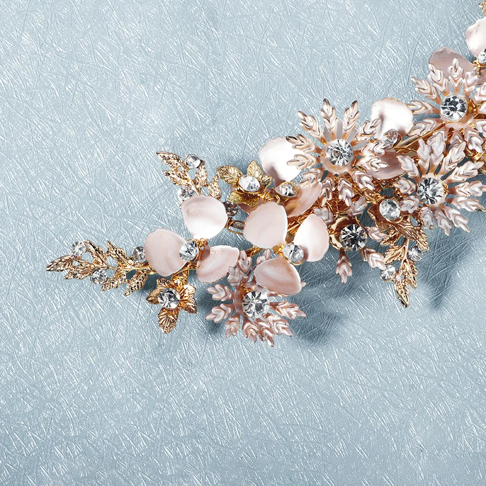 Luxury Metal Leaf Flower Hair Clip Elegant and Unique Women's Hair Jewelry Exquisite Alloy Hairpin Holiday Gift