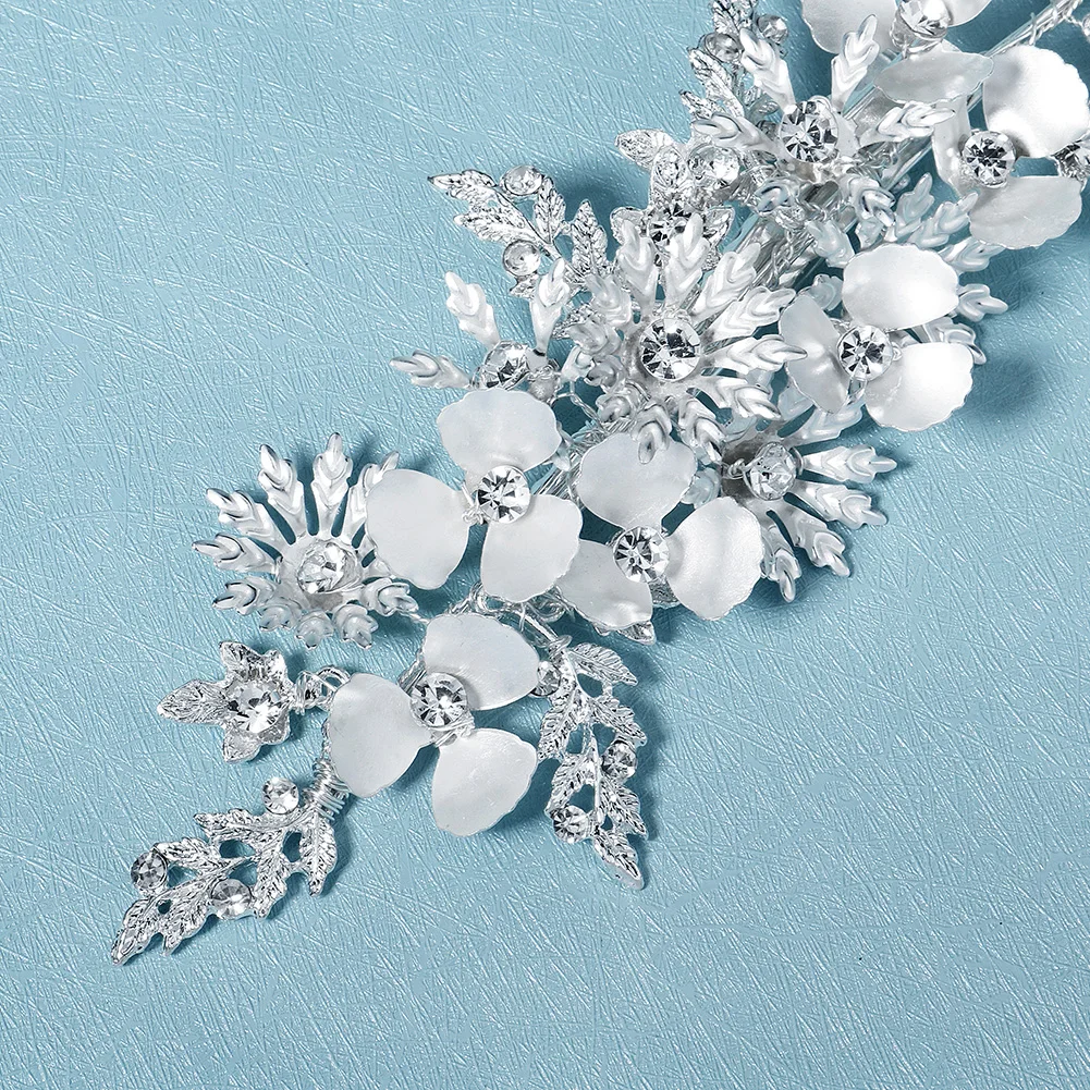 Luxury Metal Leaf Flower Hair Clip Elegant and Unique Women's Hair Jewelry Exquisite Alloy Hairpin Holiday Gift