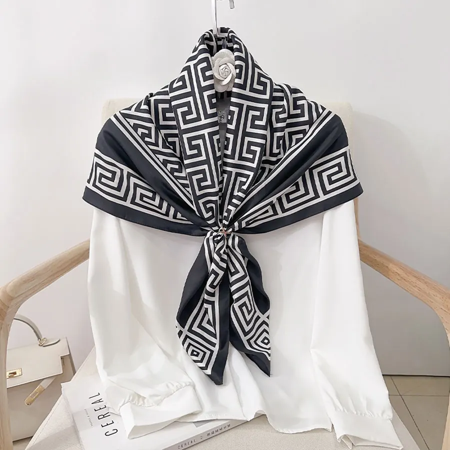 New Fashion Luxury Printing 90*90CM Women Scarf Satin Twill Square Big Shawl Elegant Headscarf Beach Sun Protection Bandana