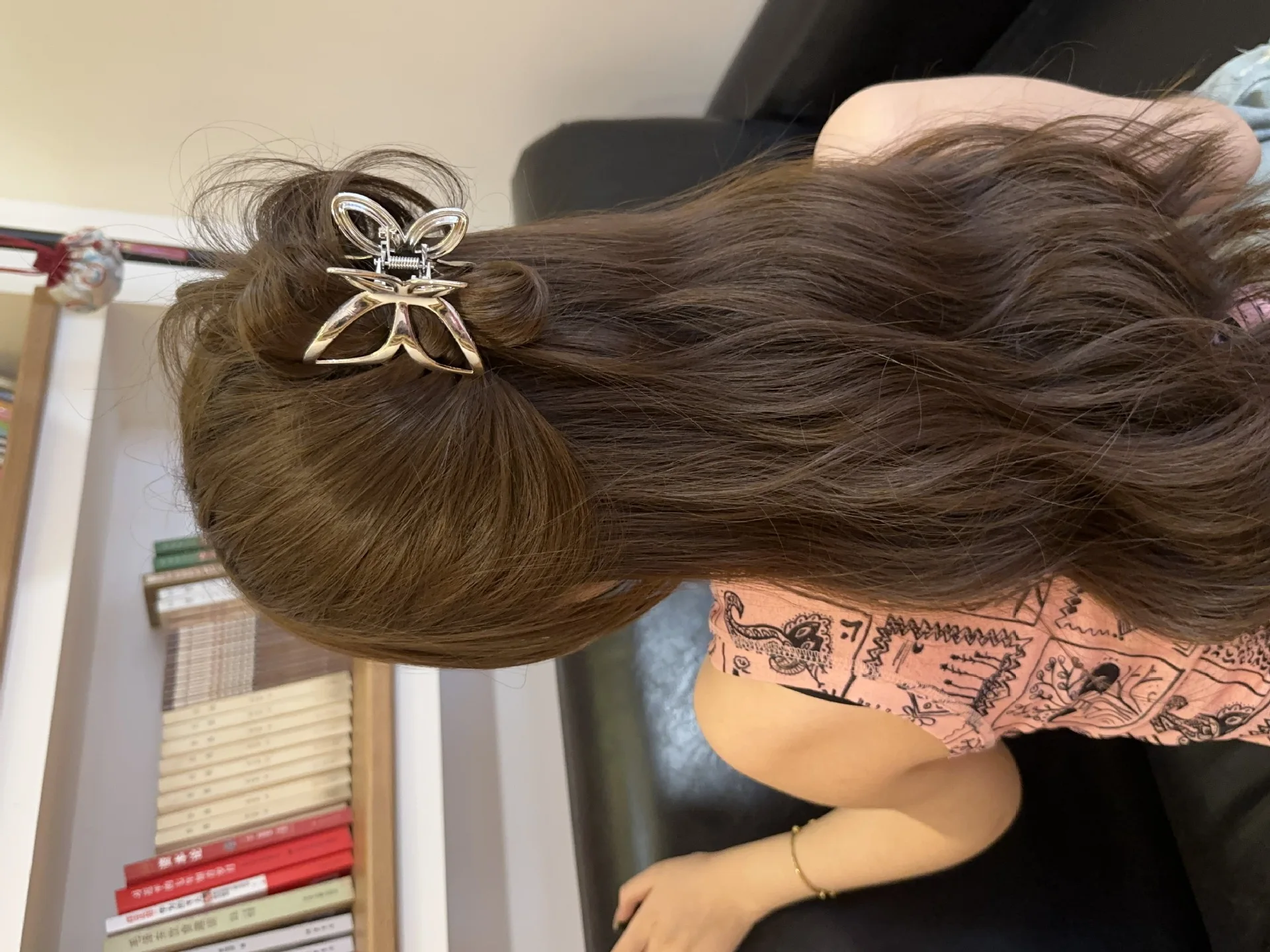 Vintage Butterfly Hair Clip for Women Temperament Simple Headwear Metal Pleated Hair Claws Personality Fashion Hair Accessories