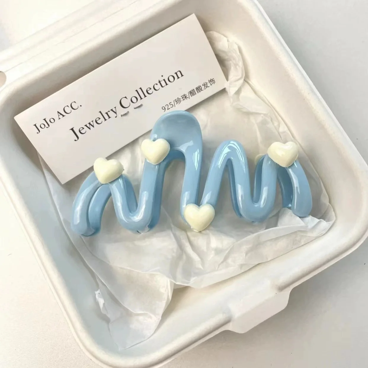 10.5cm Blue Heart Wave Shaped Hair Claw Cream Color Clips for Women Sweet Cute Irregular Shark Clip Large Ponytail Clip Hairpins