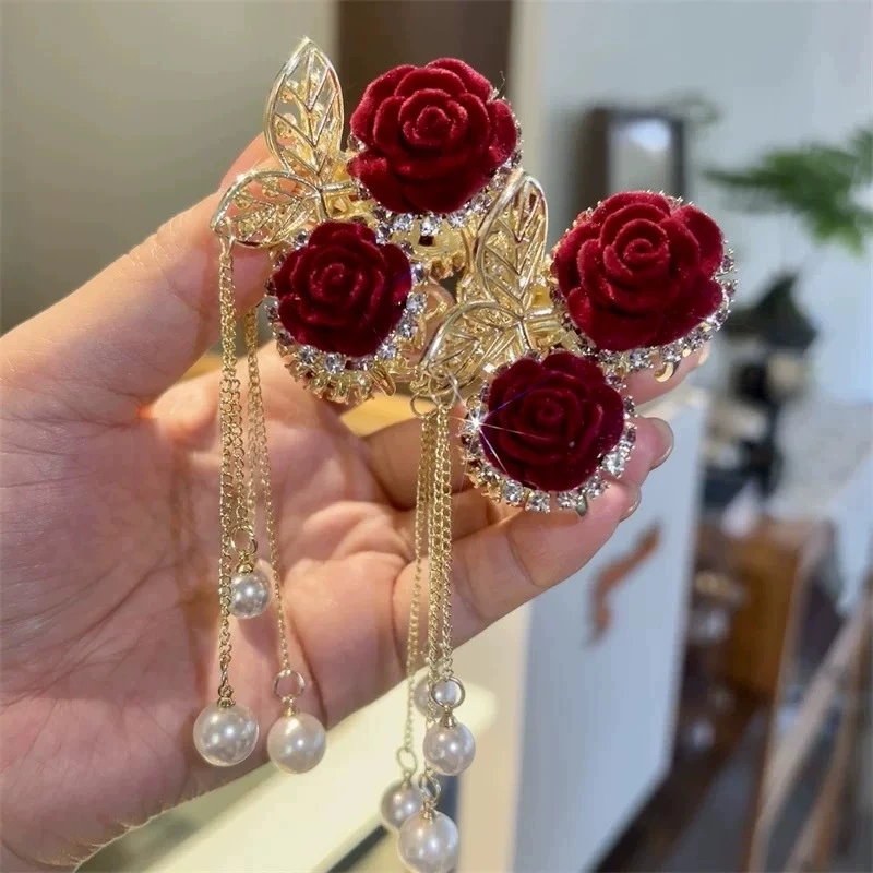1pc Vintage Elegant Red Flocked Rose Tassel Hair Clip Stylish Ponytail Claw Crab Clip for Girls Women Delicate Hair Accessories