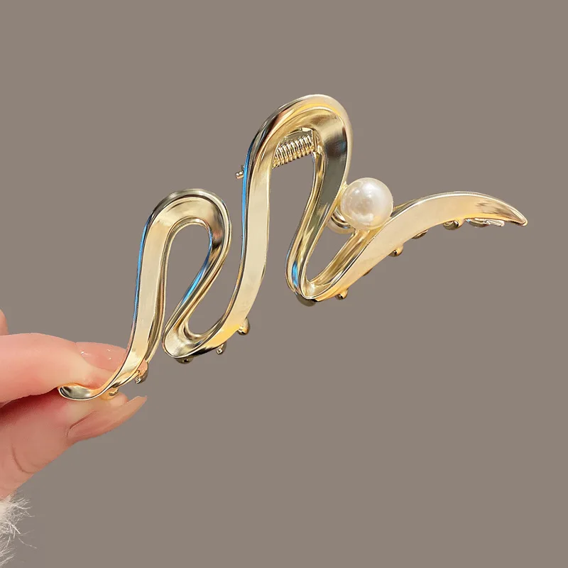 New Women Elegant Geometric Bow Hair Claws Vintage Simple Hair Clip Grab Large Metal Hairpins Barrettes Fashion Hair Accessories
