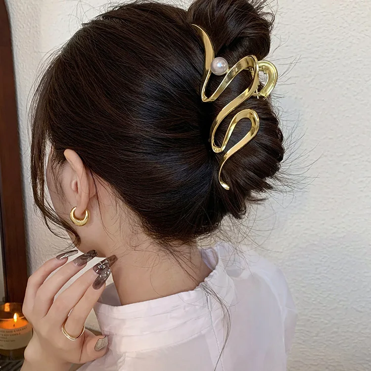 New Women Elegant Geometric Bow Hair Claws Vintage Simple Hair Clip Grab Large Metal Hairpins Barrettes Fashion Hair Accessories