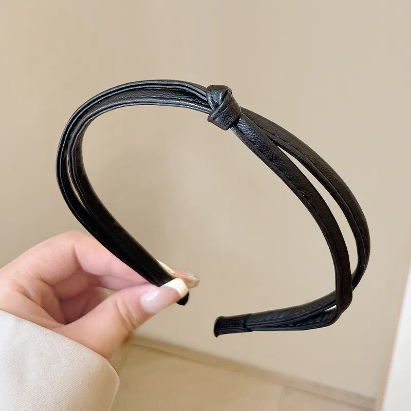 Sweet And Cool PU Leather Narrow Edge Headband for Women Elegant Simple Face Wash Headband Fashionable Girl Hair Band Hair Acces