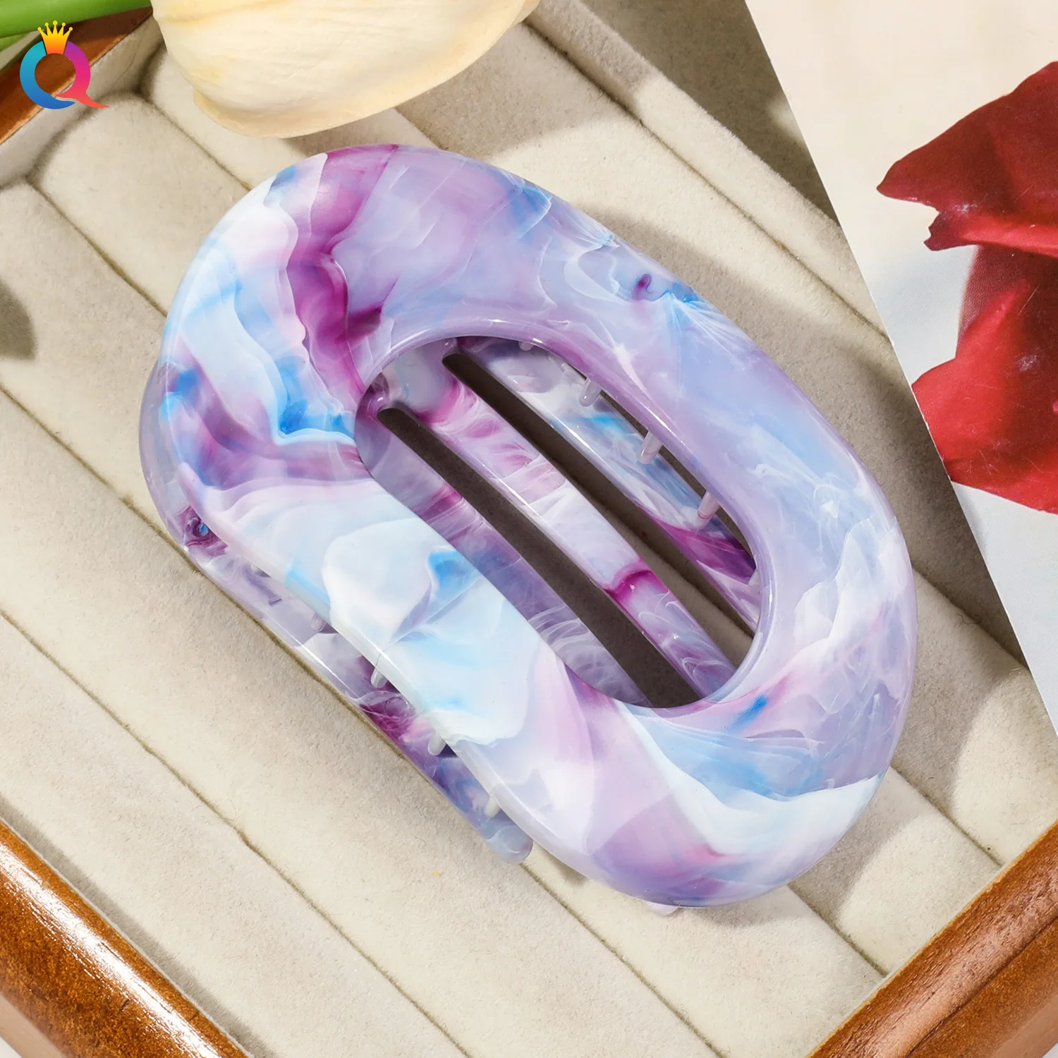 Fashion Oval Hair Claw Clips Women Elegant Marbling Acrylic Flat Circular Hair Grips Premium Colorful Updo Hair Pins Barrettes