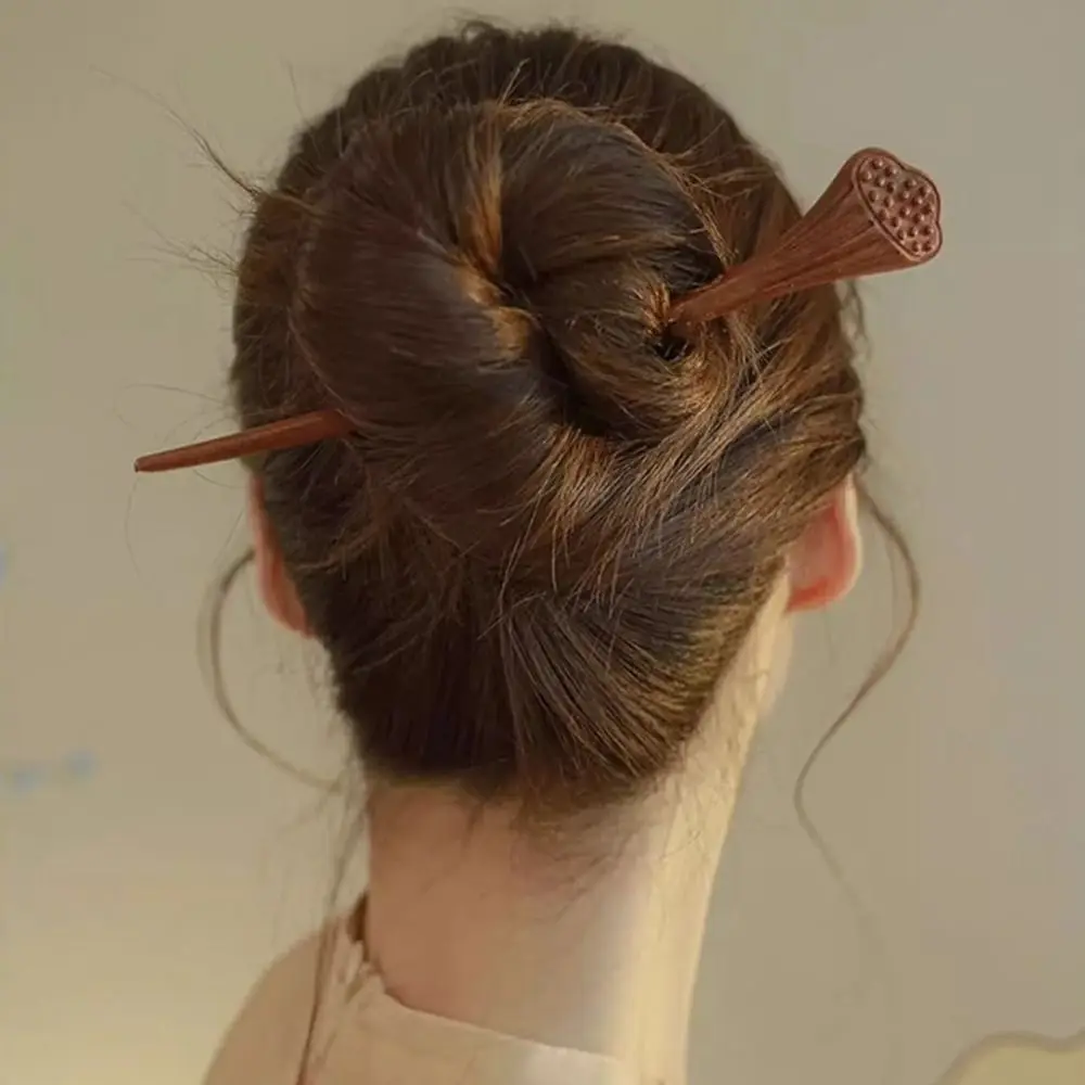 Exquisite Wood Wooden Hair Stick Cat Animals Chinese Style Hairpin Rabbit Hair Sticks for Buns Hanfu Headwear Cheongsam